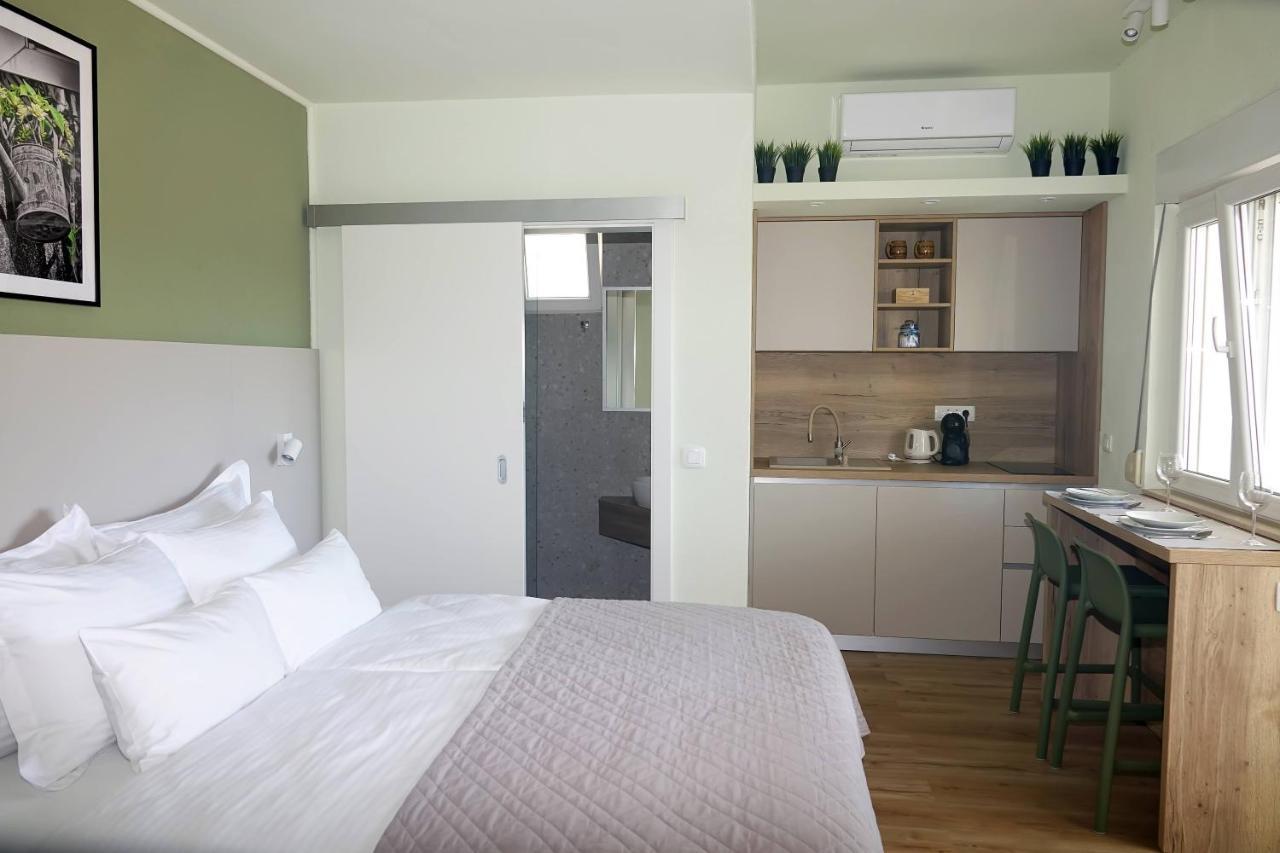 Apartments Bombonin Макарска Екстериор снимка